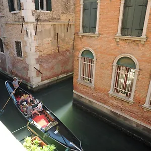 Apartment San Polo 1948 Centre, Venice